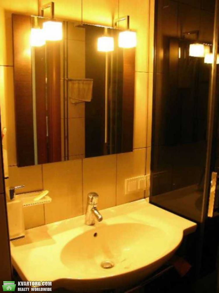 Rent out 3-room apartment. Киев, Приозерная — photo 10