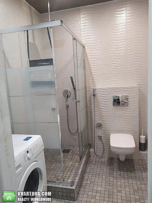 Rent out 1-room apartment. Киев,  Панельная — photo 1
