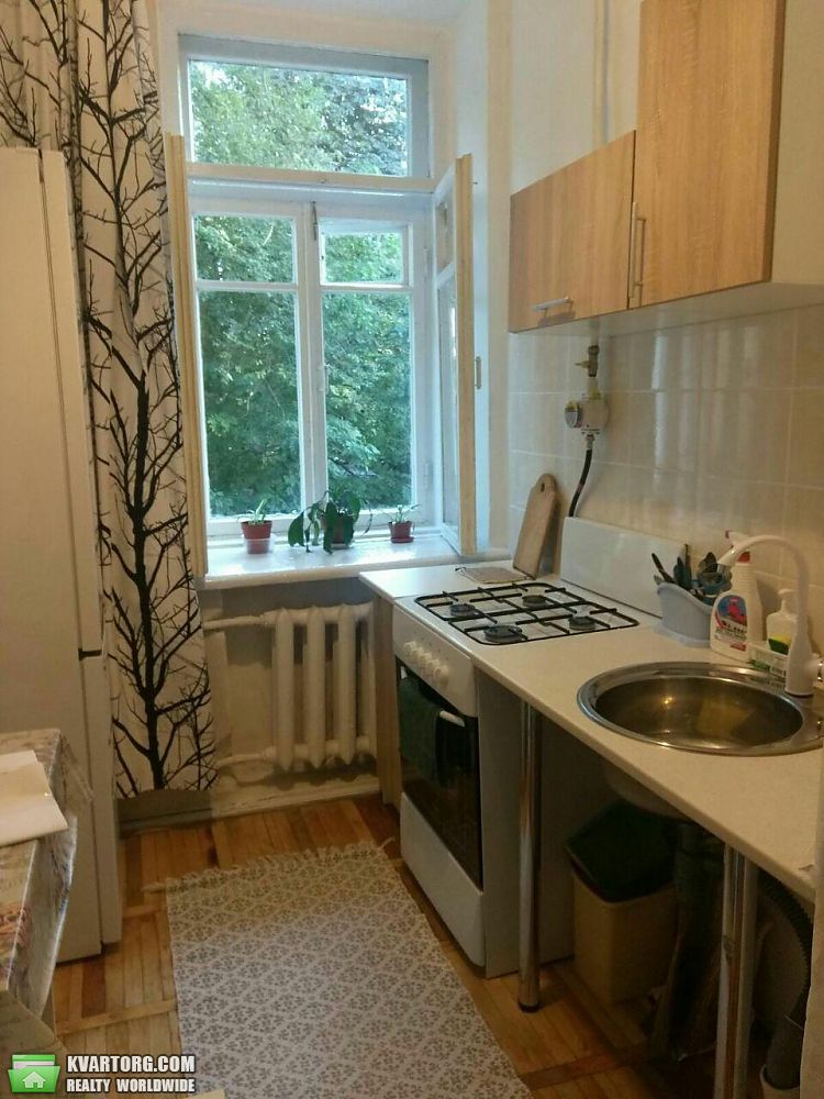 Rent out 2-room apartment. Киев,  Мазепы — photo 6