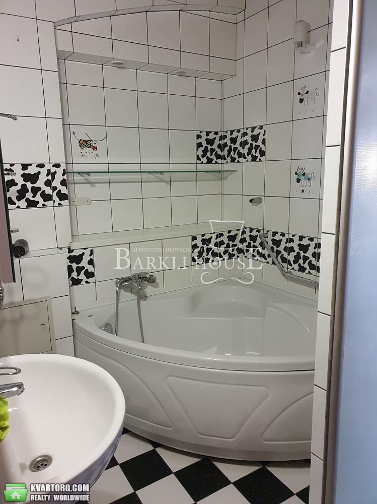 Rent out 4-room apartment. Киев,  Малая Житомирская — photo 8