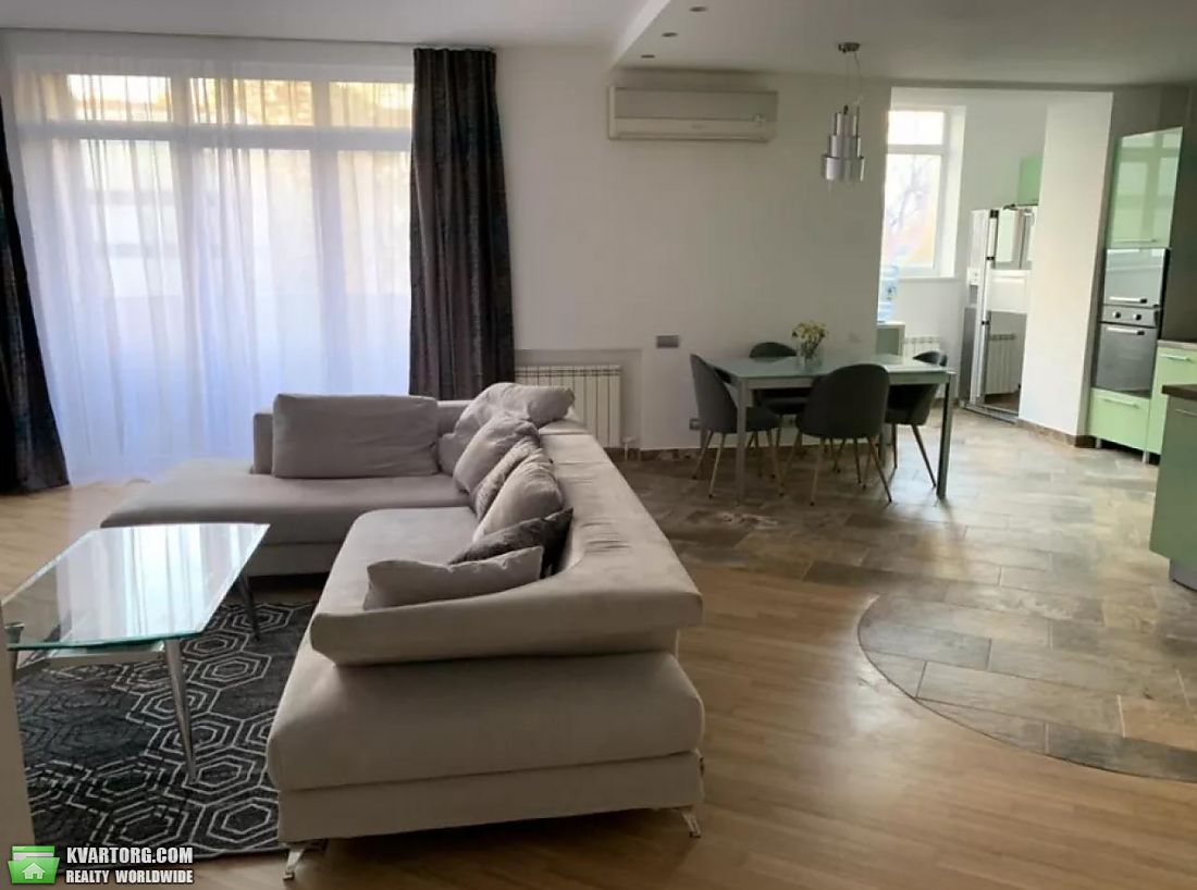 Rent out 3-room apartment. Киев,  Дмитриевская — photo 2