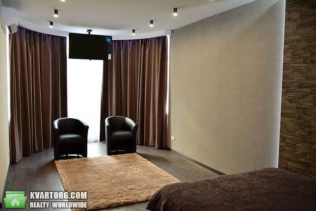 Rent out 1-room apartment. Киев, Чернавола — photo 4