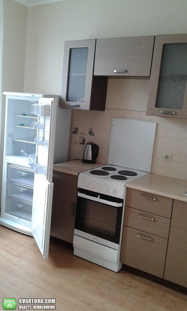 Rent out 1-room apartment. Киев,  Ломоносова — photo 2