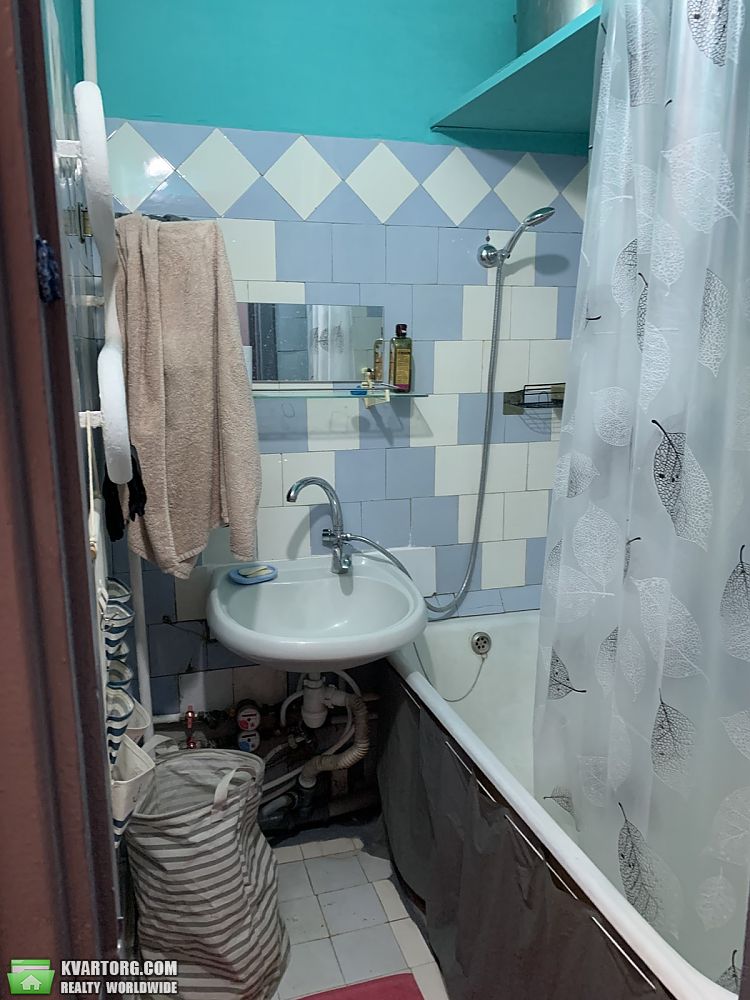 Rent out 2-room apartment. Киев, Дарницький бульвар — photo 7