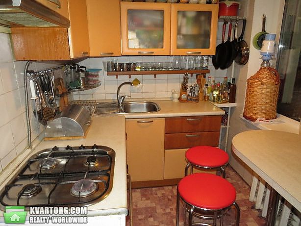 Sell 3-room apartment. Киев,  Якуба Коласа — photo 1