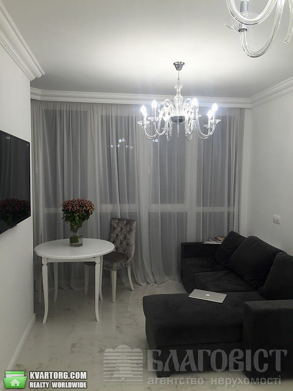Sell 1-room apartment. Киев,  Ломоносова — photo 1