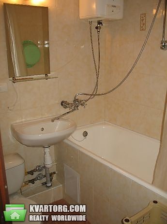 Rent out 1-room apartment. Киев,  Багговутовская — photo 5