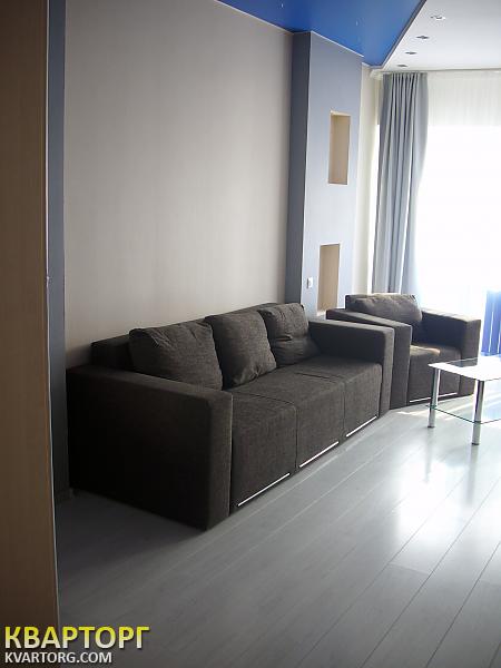 Rent out office. Киев,  Антоновича — photo 1