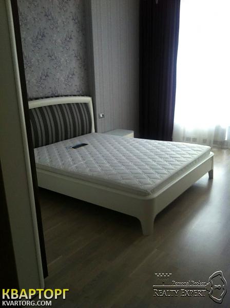 Sell 3-room apartment. Киев,  Драгомирова — photo 7