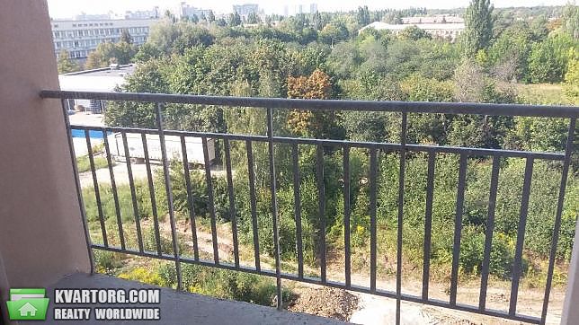Sell 3-room apartment. Киев,  Метрологическая — photo 1