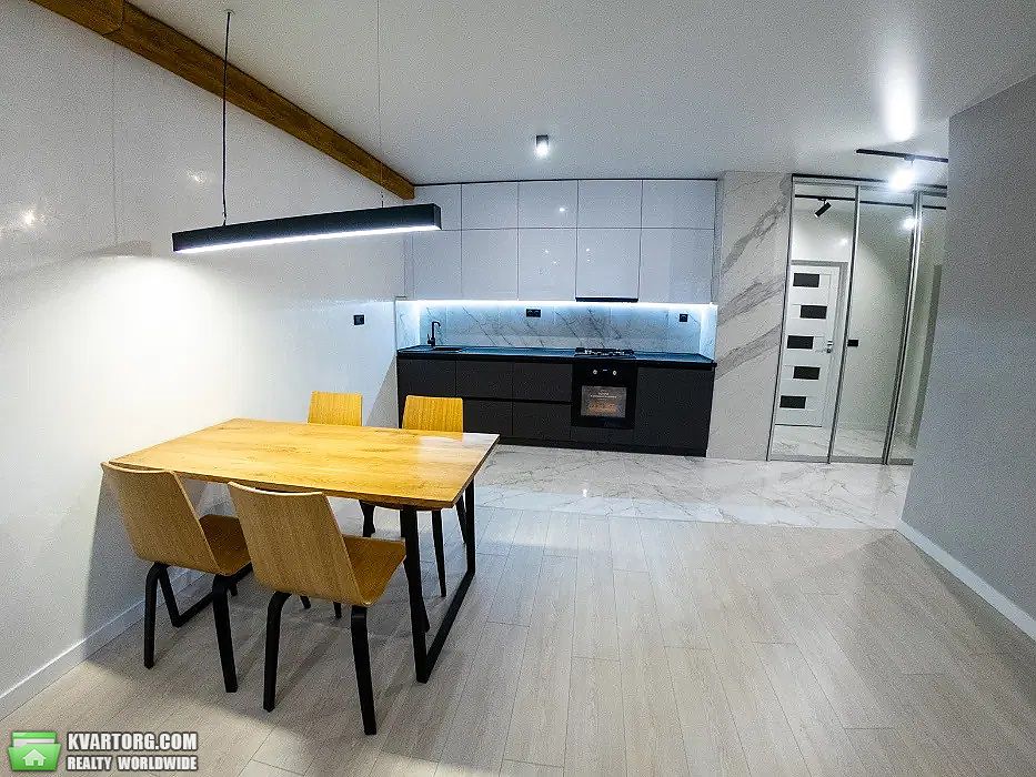 Rent out 1-room apartment. Львов, Трускавецька — photo 1