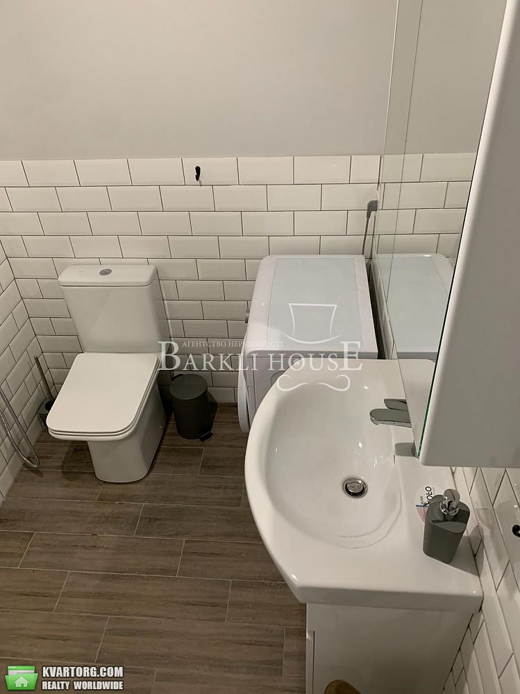 Rent out 2-room apartment. Киев,  Рейтарская — photo 9