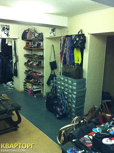 Rent out office. Киев, Софийская — photo 1