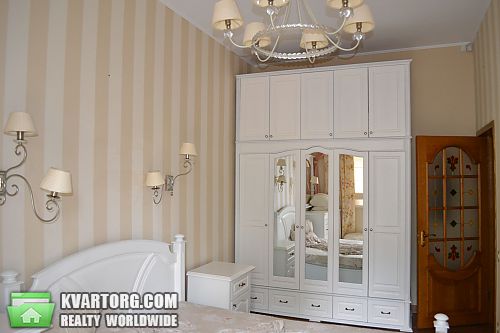 Sell 4-room apartment. Днепропетровск, Октябрьская пл. — photo 9