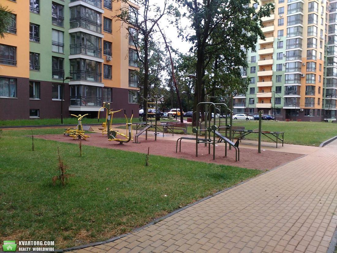 Rent out 2-room apartment. Киев,  Петрицкого — photo 7