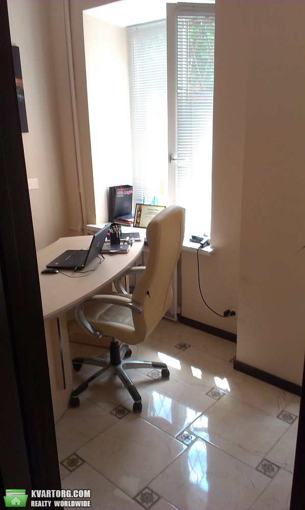 Sell office. Киев,  Богдана Хмельницкого — photo 2