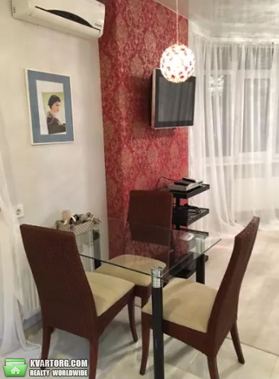 Rent out 1-room apartment. Киев, Феодосийская — photo 2