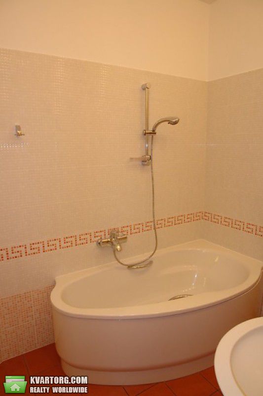 Rent out 4-room apartment. Киев,  Павловская — photo 9
