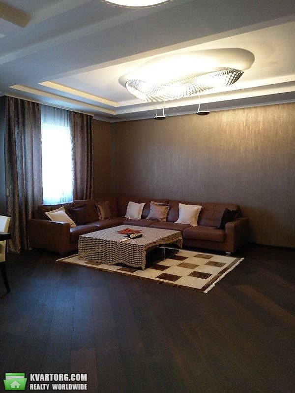 Rent out 3-room apartment. Киев,  Белорусская — photo 3