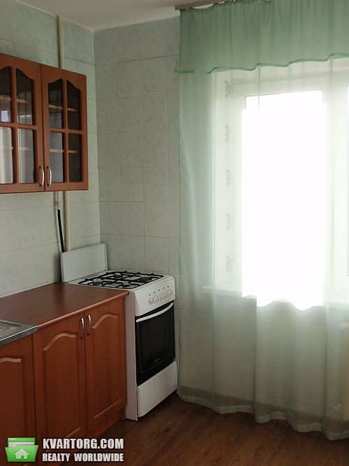 Rent out 1-room apartment. Киев,  Правды пр — photo 2