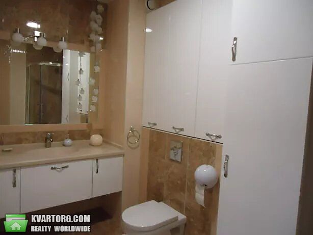 Rent out 3-room apartment. Киев, Голосеевский проспект — photo 10
