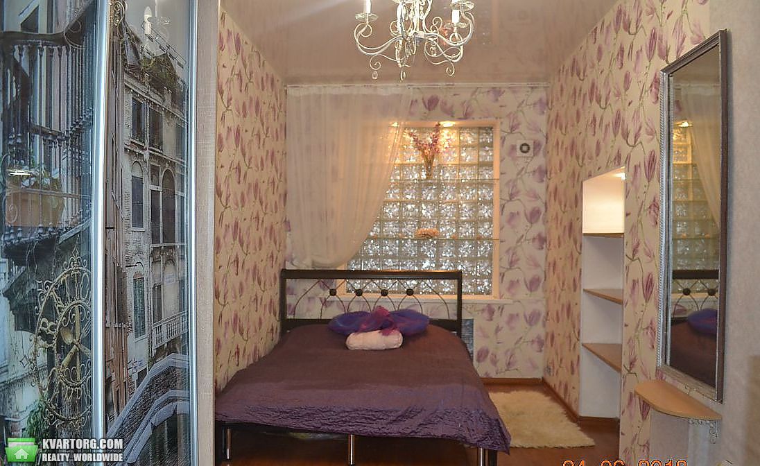 Rent out 2-room apartment. Киев,  Братская — photo 7