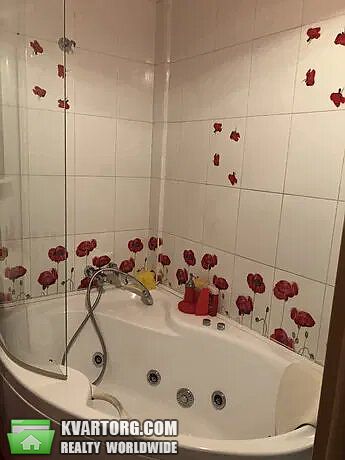 Rent out 1-room apartment. Киев, Харьковское шоссе — photo 9