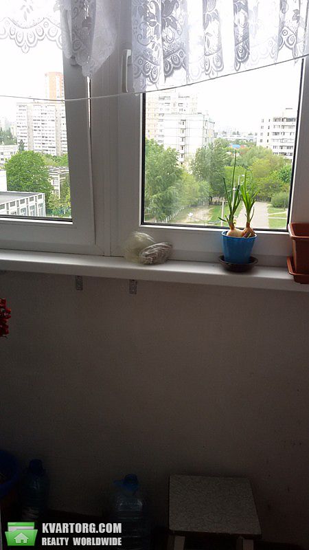 Sell 2-room apartment. Киев,  Ирпенская — photo 9