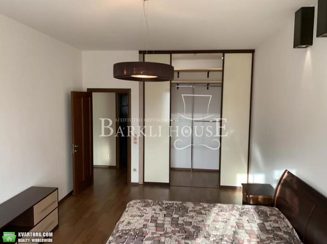 Rent out 4-room apartment. Киев,  Черновола — photo 8