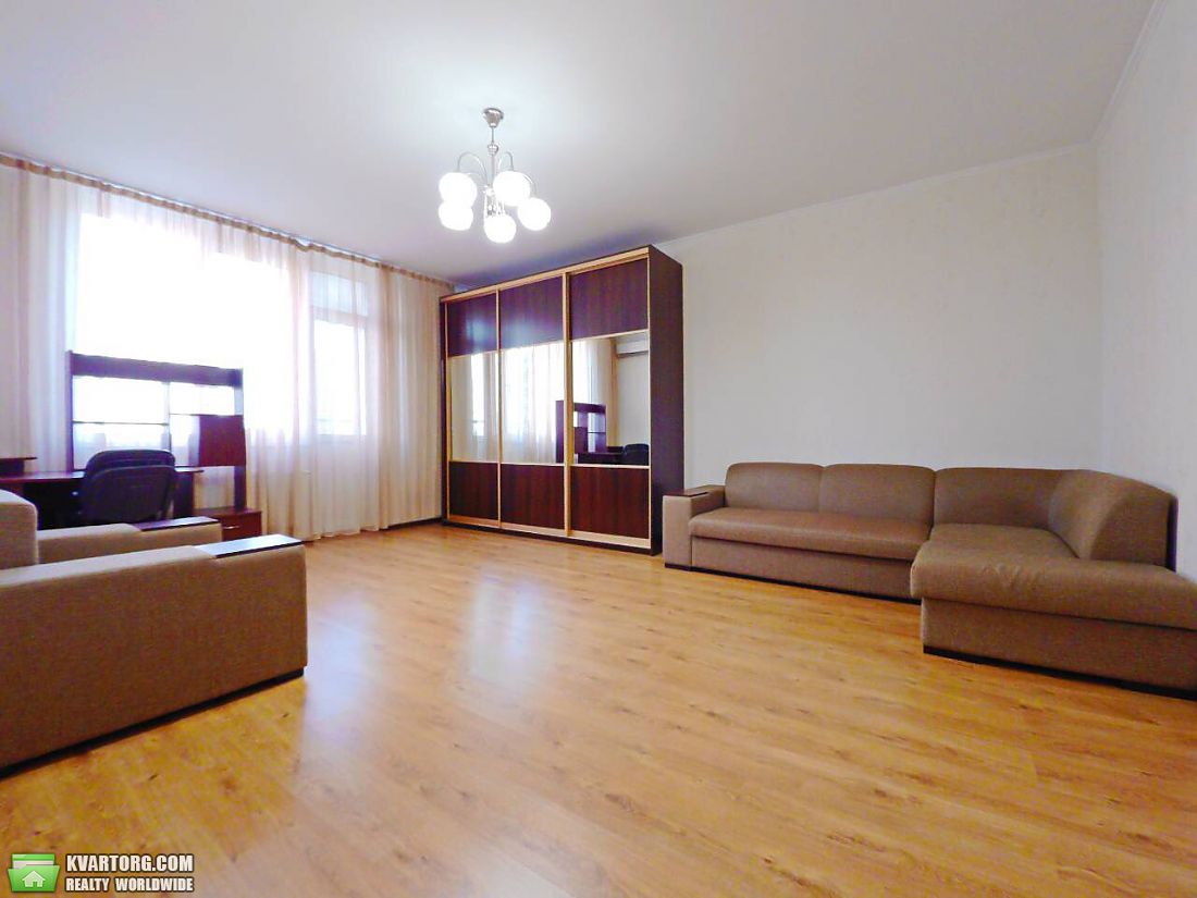 Rent out 2-room apartment. Киев,  Вильямса — photo 3