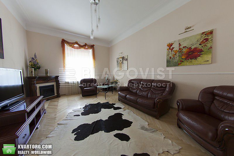 Rent out 2-room apartment. Киев,  Пушкинская — photo 1