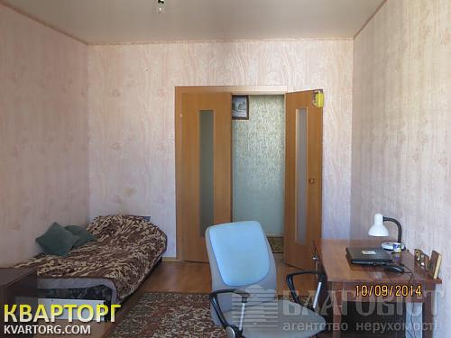 Sell 3-room apartment. Киев, Урловская — photo 1