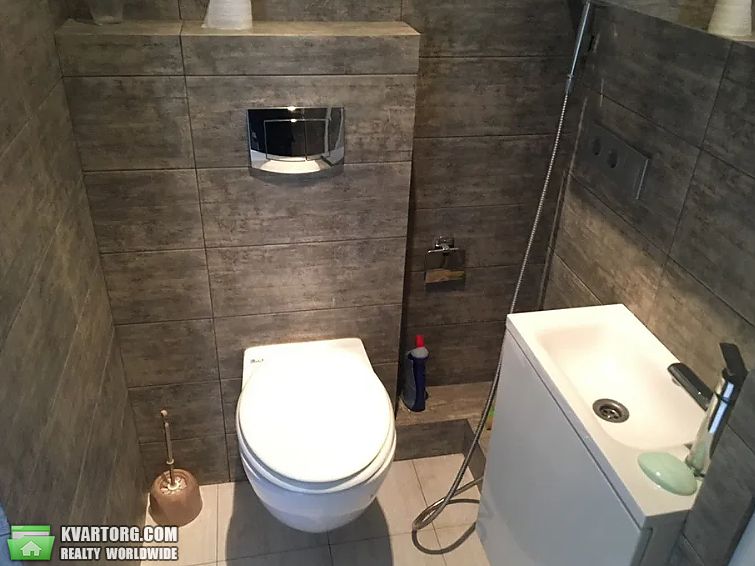 Rent out 1-room apartment. Киев, Луценка — photo 7