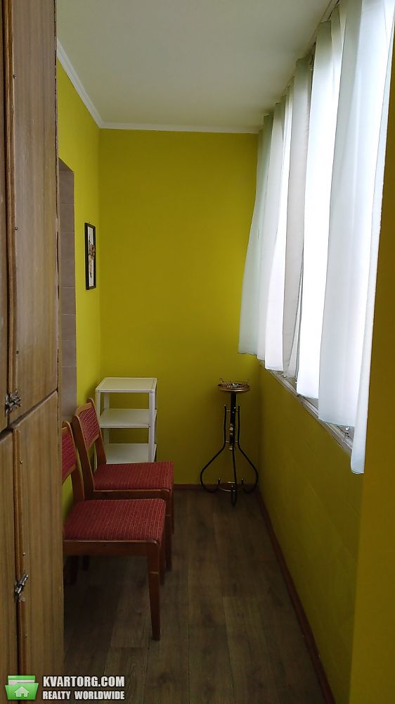 Rent out 1-room apartment. Киев,  Радужная — photo 10
