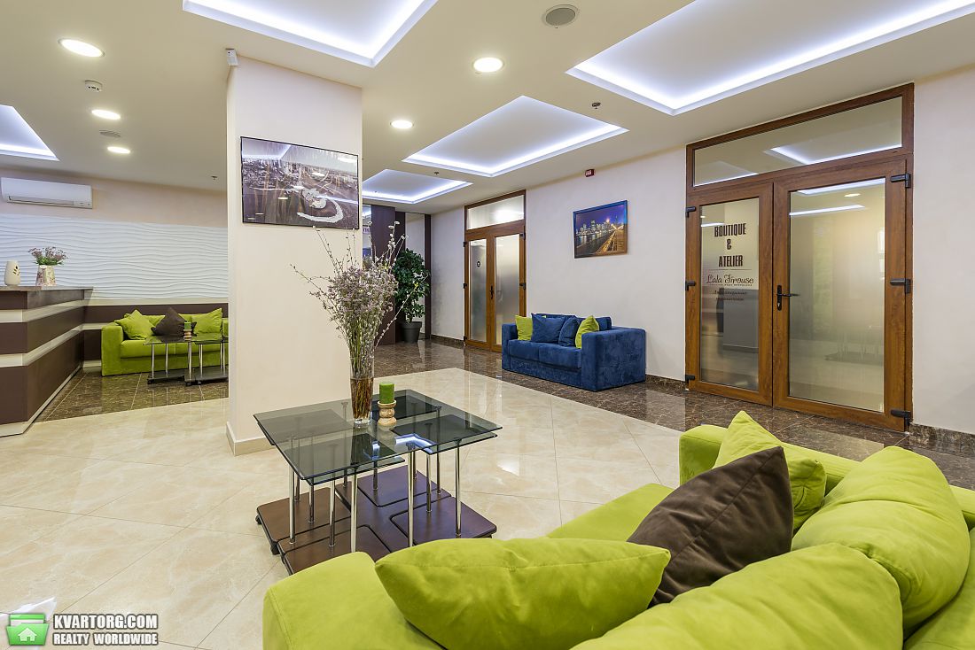 Sell 3-room apartment. Киев,  Пирогова — photo 1