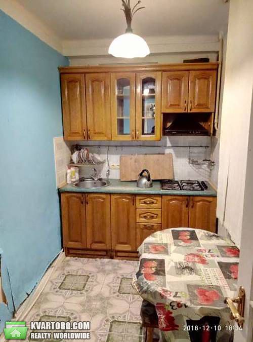 Sell 2-room apartment. Киев,  Белорусская — photo 3