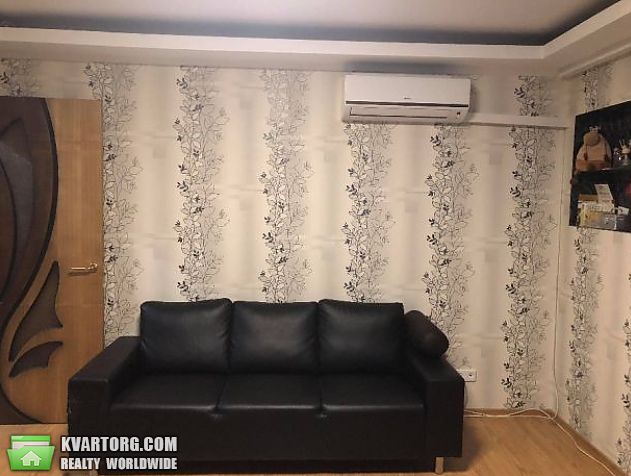 Sell 1-room apartment. Киев,  Стратегическое шоссе — photo 1