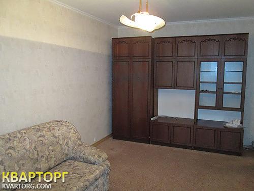 Rent out 2-room apartment. Киев,  Квитневый — photo 4