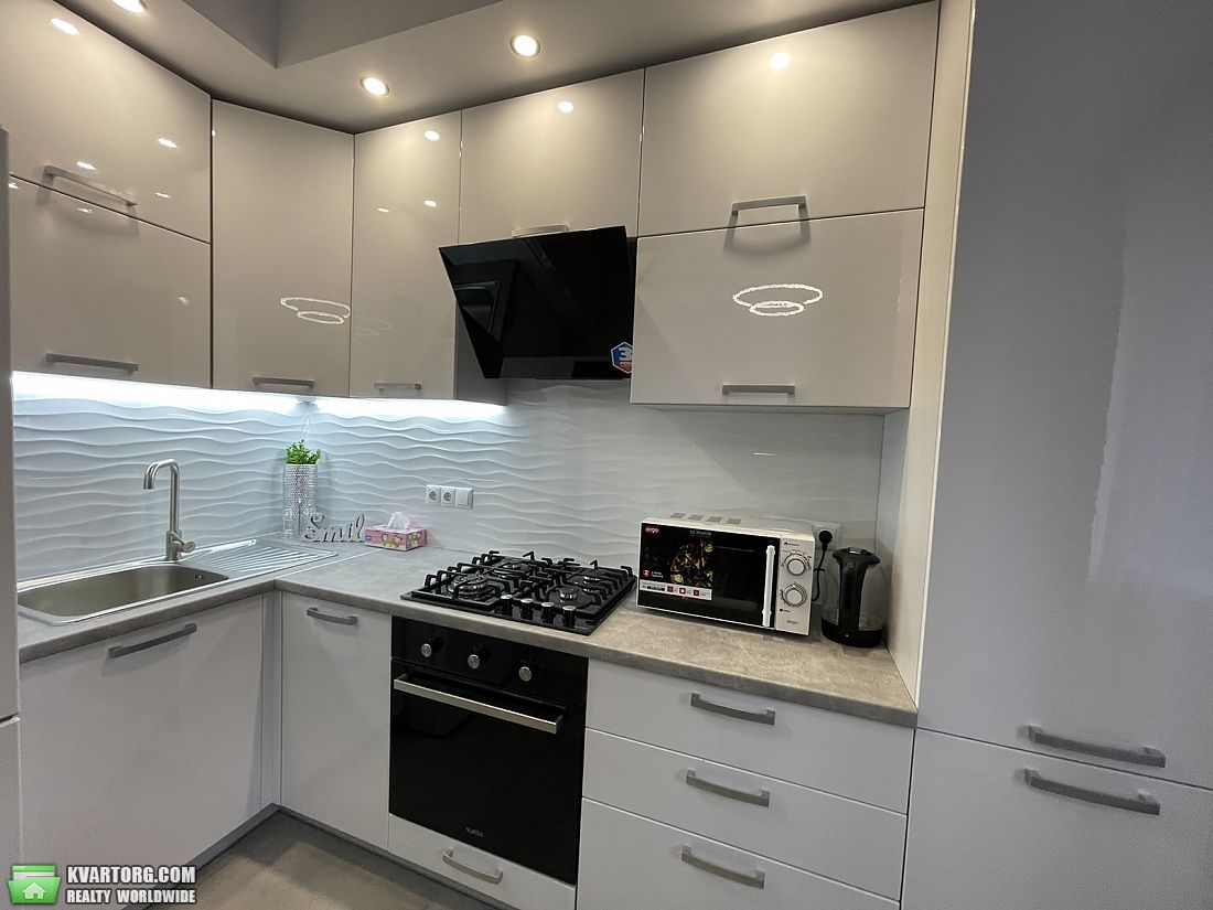 Rent out 1-room apartment. Киевская обл., Волошковая — photo 7