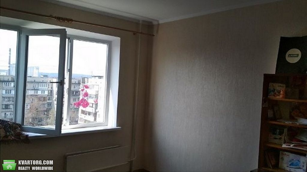 Sell 3-room apartment. Киев,  Героев Днепра — photo 3