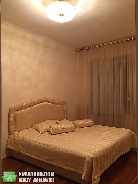 Sell 3-room apartment. Киев,  Мазепы — photo 2
