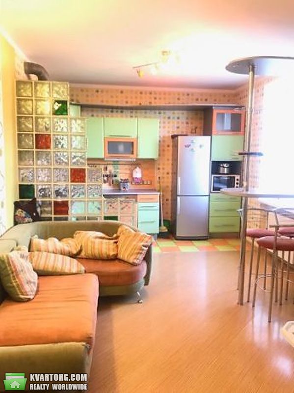 Sell 2-room apartment. Киев,  Краковская — photo 1