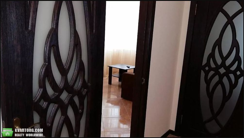 Rent out 2-room apartment. Киев, ул. Гмыри — photo 9