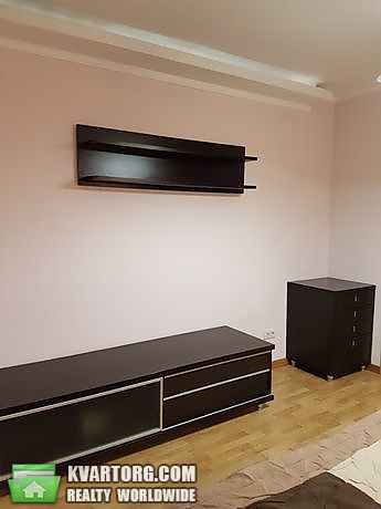Rent out 2-room apartment. Киев,  Львовская — photo 9