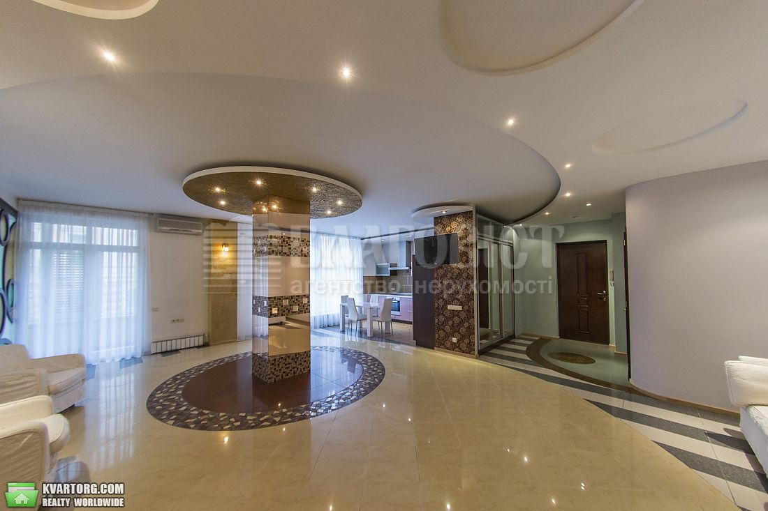 Rent out 3-room apartment. Киев,  Владимирская — photo 2