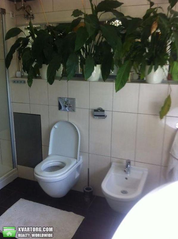 Rent out 3-room apartment. Киев,  Искровская — photo 9