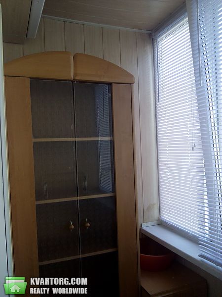 Sell 1-room apartment. Киев, Урловская — photo 8