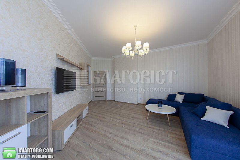 Rent out 2-room apartment. Киев,  Саперное поле — photo 2
