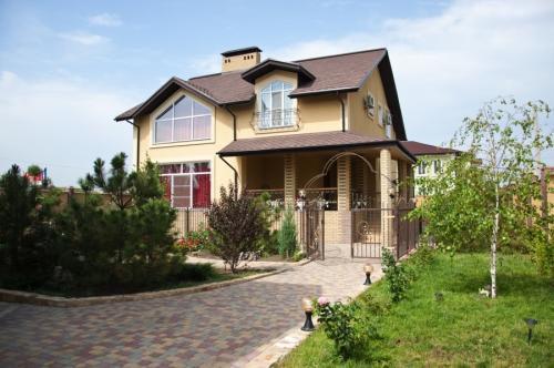 Sell house. Донецк, Щетинина, 21 — photo 1