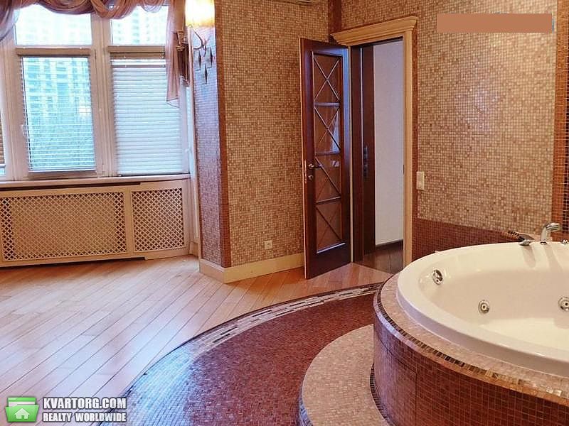 Rent out 3-room apartment. Киев, Леси Украинки бульв. — photo 7